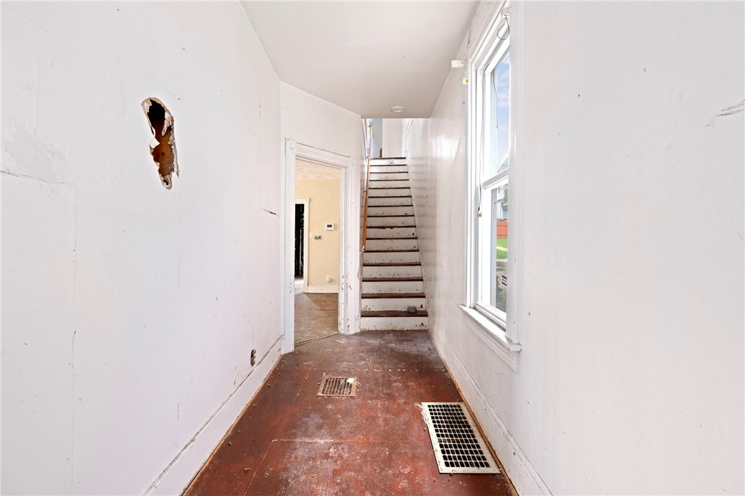 2022 Kenneth Ave