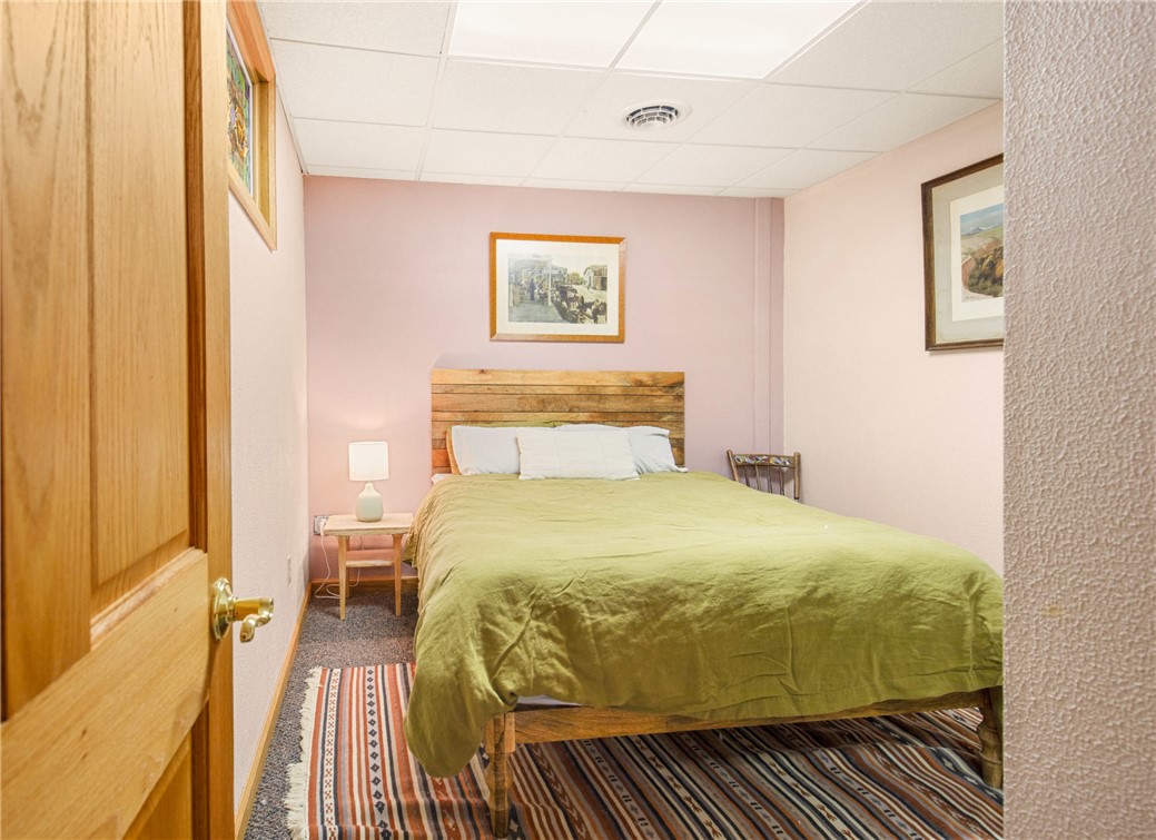 Milford Twp, Pennsylvania 15501, United States, 5 Bedrooms Bedrooms, ,4 BathroomsBathrooms,Residential,Pending,107563