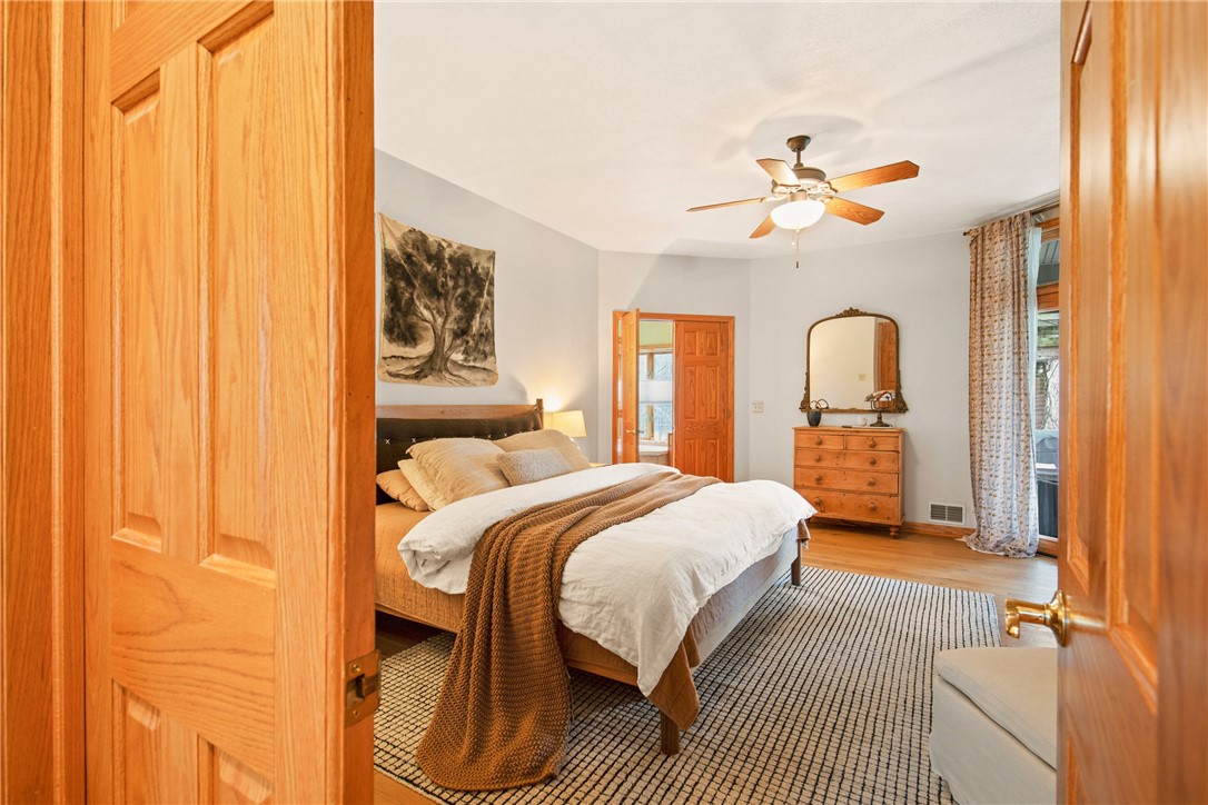 Milford Twp, Pennsylvania 15501, United States, 5 Bedrooms Bedrooms, ,4 BathroomsBathrooms,Residential,Pending,107563