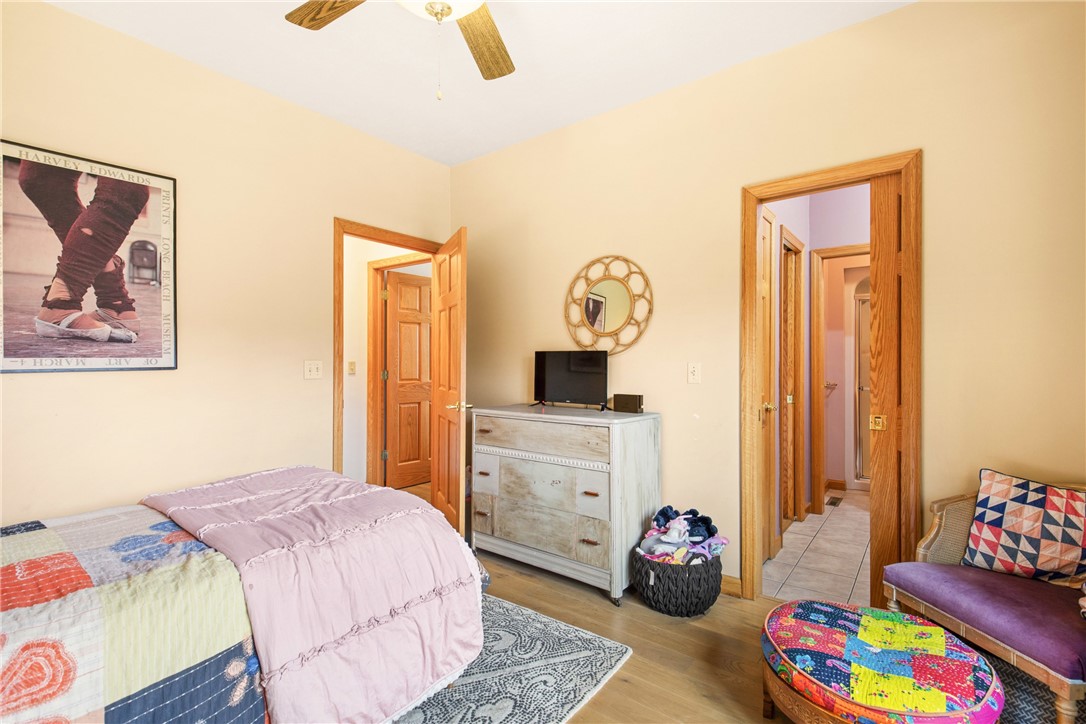 Milford Twp, Pennsylvania 15501, United States, 5 Bedrooms Bedrooms, ,4 BathroomsBathrooms,Residential,Pending,107563