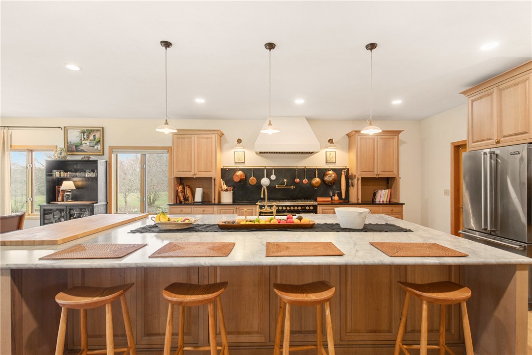 Milford Twp, Pennsylvania 15501, United States, 5 Bedrooms Bedrooms, ,4 BathroomsBathrooms,Residential,Pending,107563