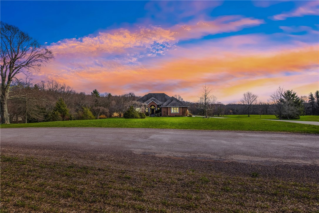 Milford Twp, Pennsylvania 15501, United States, 5 Bedrooms Bedrooms, ,4 BathroomsBathrooms,Residential,Pending,107563