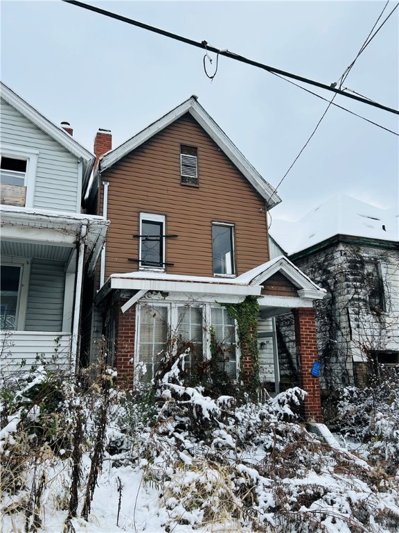 1712 Converse St