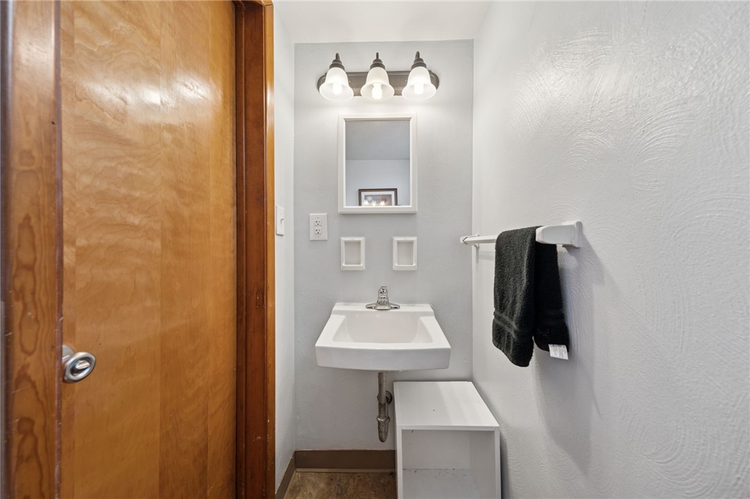 Forest Hills Boro, Pennsylvania 15221, United States, 3 Bedrooms Bedrooms, ,3 BathroomsBathrooms,Residential,Active,170558