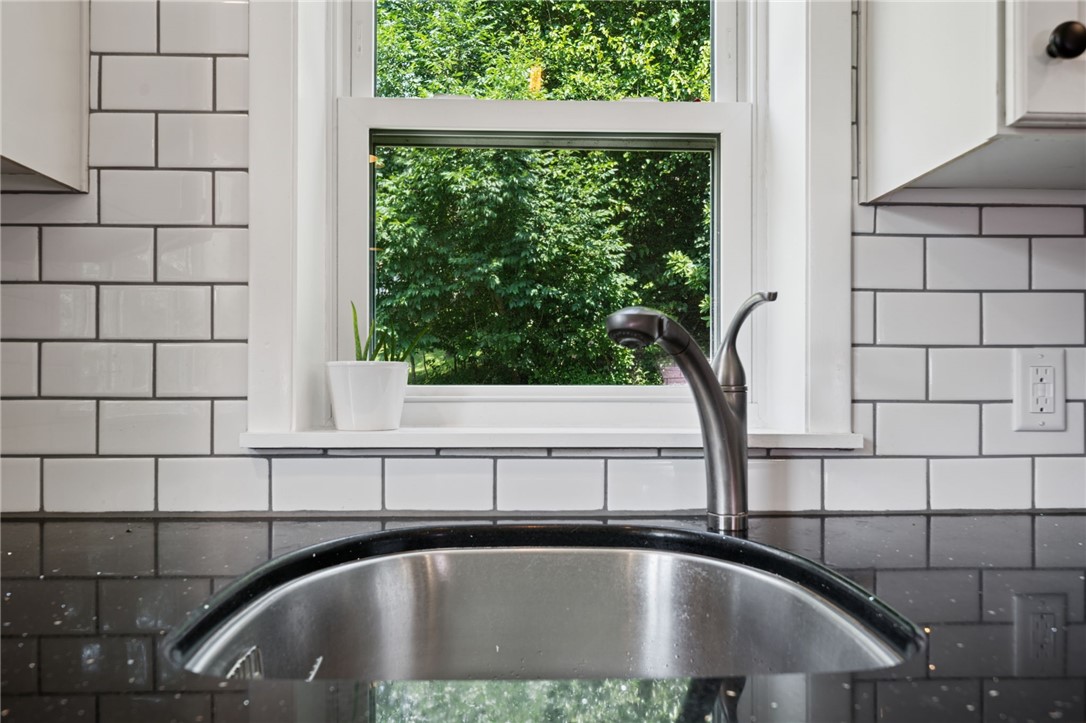 Forest Hills Boro, Pennsylvania 15221, United States, 3 Bedrooms Bedrooms, ,3 BathroomsBathrooms,Residential,Active,170558