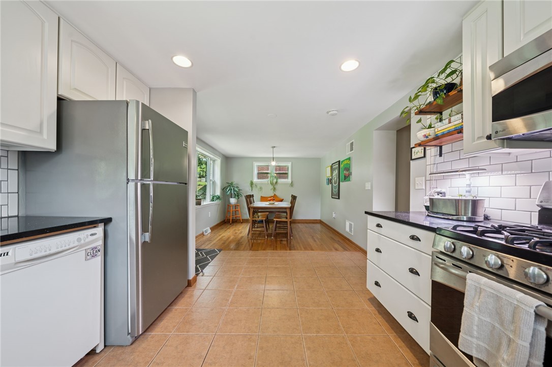 Forest Hills Boro, Pennsylvania 15221, United States, 3 Bedrooms Bedrooms, ,3 BathroomsBathrooms,Residential,Active,170558