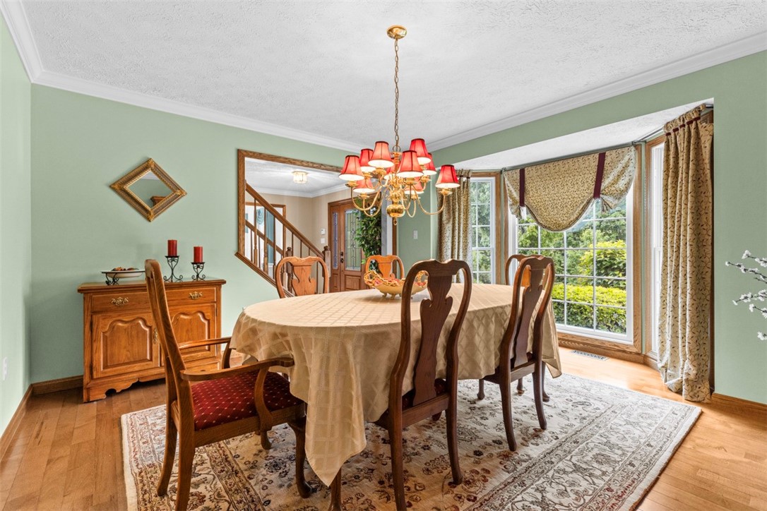 631 White Pine