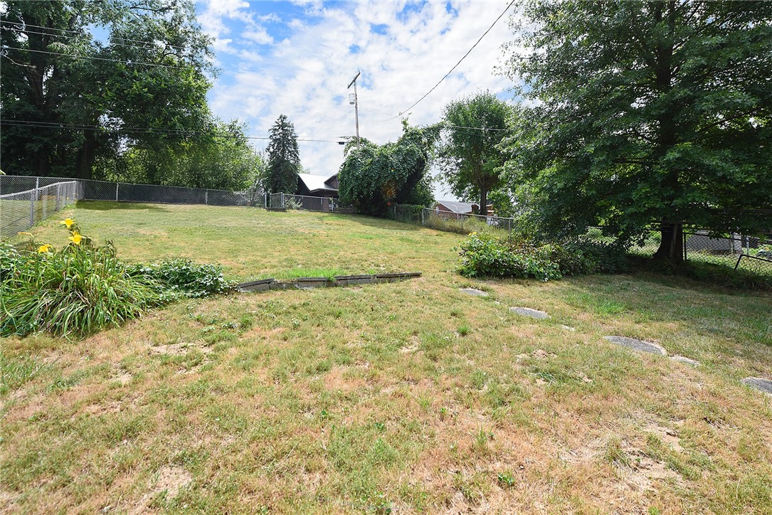 1018 Chess St St, Monongahela, Pennsylvania image 32