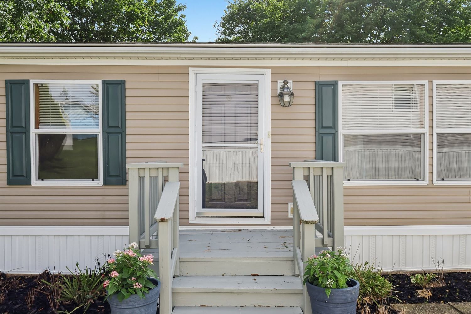 802 Elk Drive