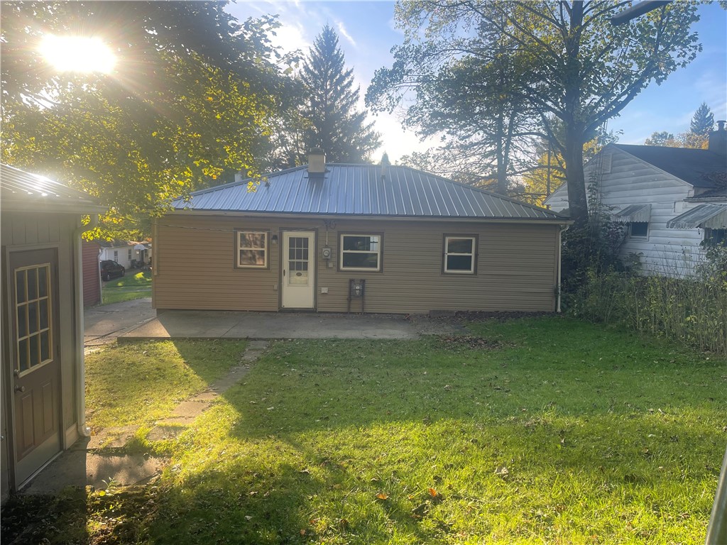 Wheatland, Pennsylvania 16161, United States, 3 Bedrooms Bedrooms, ,1 BathroomBathrooms,Residential,Active,218403