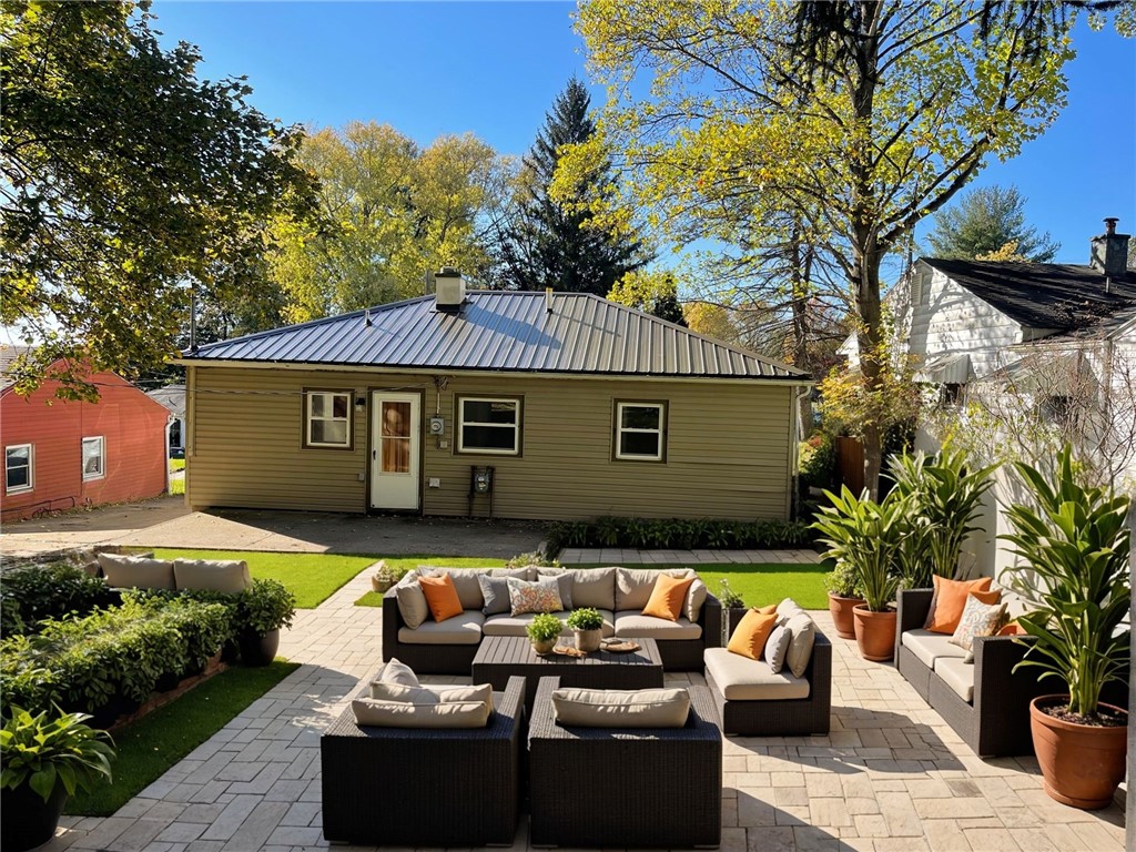 Wheatland, Pennsylvania 16161, United States, 3 Bedrooms Bedrooms, ,1 BathroomBathrooms,Residential,Active,218403