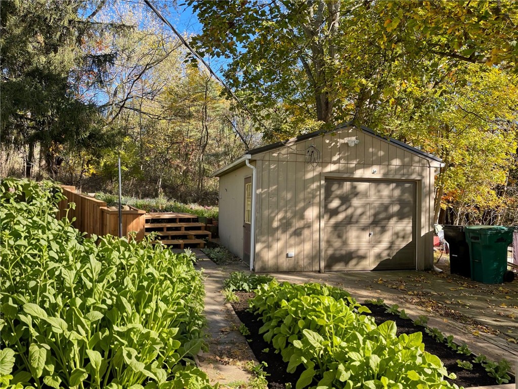 Wheatland, Pennsylvania 16161, United States, 3 Bedrooms Bedrooms, ,1 BathroomBathrooms,Residential,Active,218403