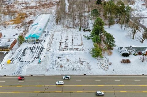 Photo of 920 N Hermitage Road, Hermitage, PA 16148 (MLS # 1736333)