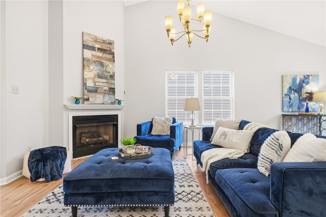 178 Oakbrook Cir