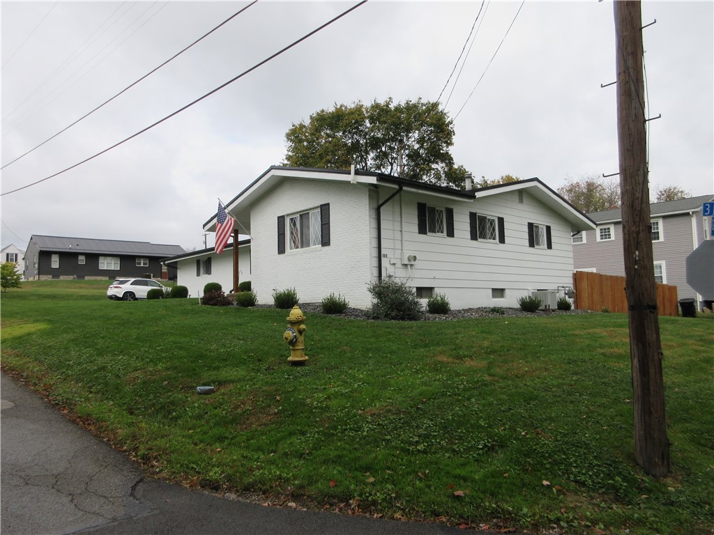 223 Gartley Ave