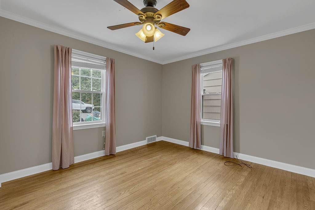 Center Twp, Pennsylvania 15001, United States, 3 Bedrooms Bedrooms, ,2 BathroomsBathrooms,Residential,Contingent,205383