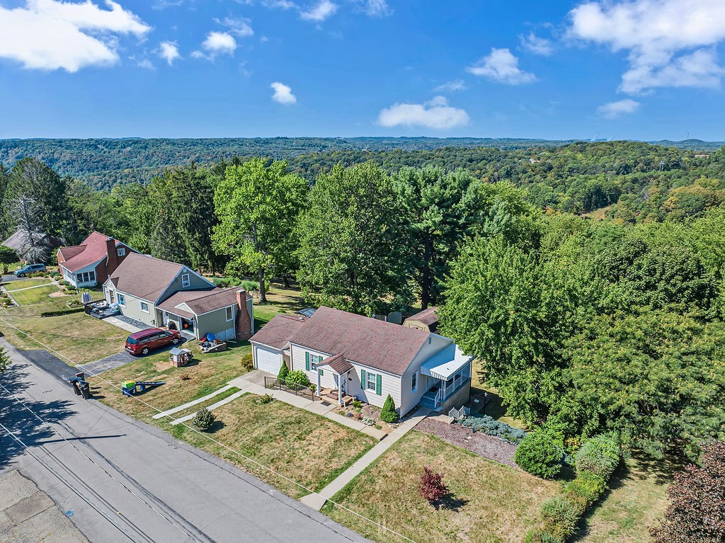 Center Twp, Pennsylvania 15001, United States, 3 Bedrooms Bedrooms, ,2 BathroomsBathrooms,Residential,Contingent,205383