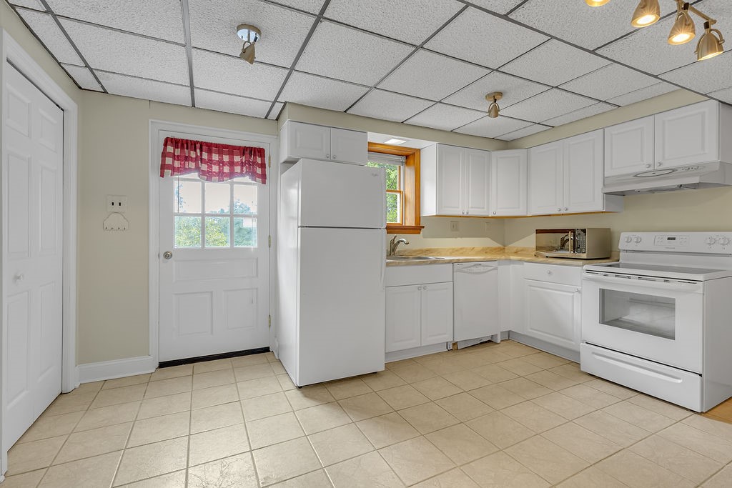 Center Twp, Pennsylvania 15001, United States, 3 Bedrooms Bedrooms, ,2 BathroomsBathrooms,Residential,Contingent,205383