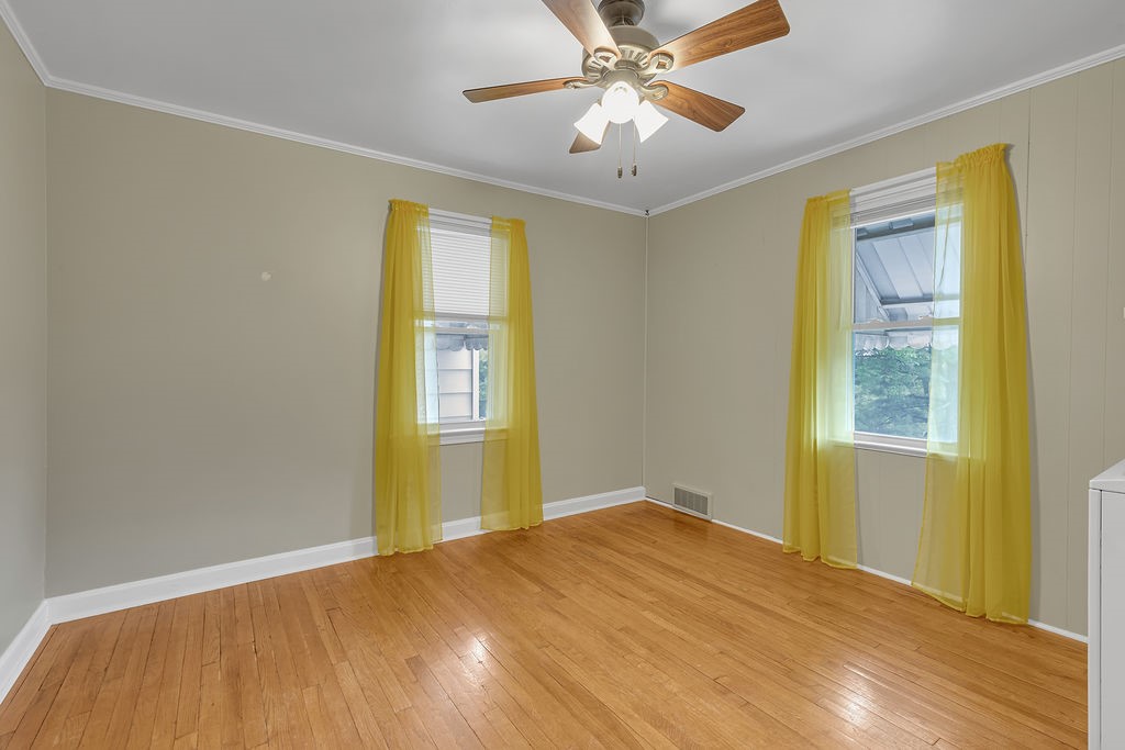 Center Twp, Pennsylvania 15001, United States, 3 Bedrooms Bedrooms, ,2 BathroomsBathrooms,Residential,Contingent,205383