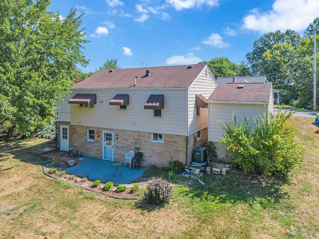 Center Twp, Pennsylvania 15001, United States, 3 Bedrooms Bedrooms, ,2 BathroomsBathrooms,Residential,Contingent,205383