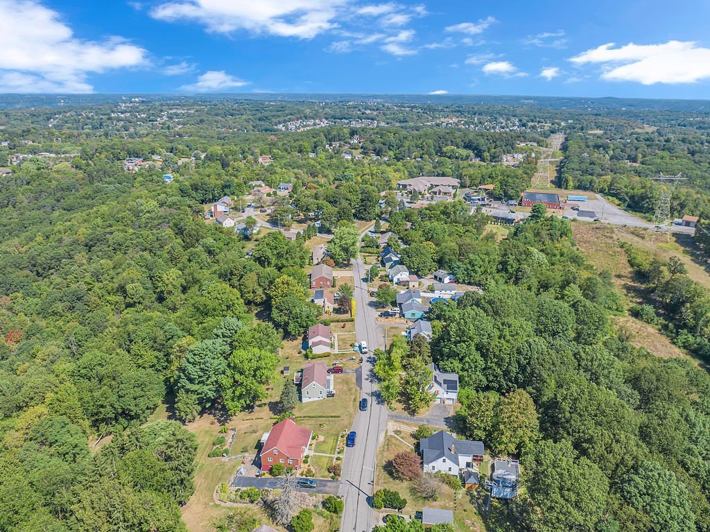 Center Twp, Pennsylvania 15001, United States, 3 Bedrooms Bedrooms, ,2 BathroomsBathrooms,Residential,Contingent,205383