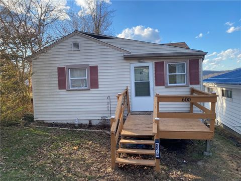 Photo of 600 American St, California, PA 15419 (MLS # 1741385)