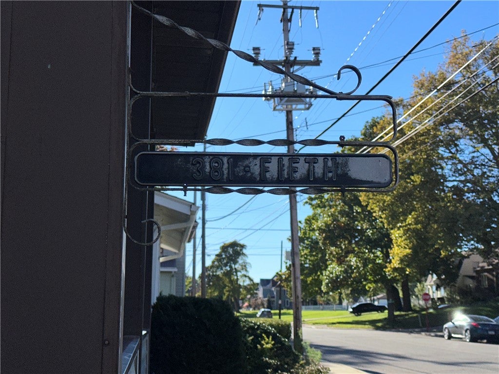 381 5th Street