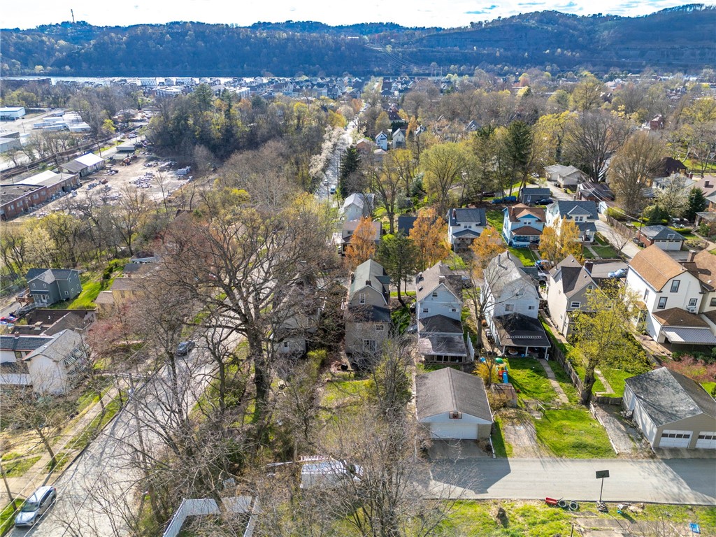 206 7th St St, Oakmont, Pennsylvania image 31