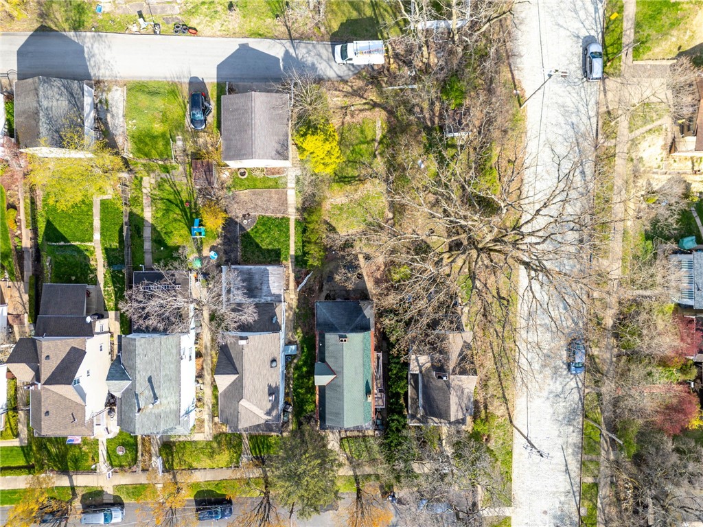 206 7th St St, Oakmont, Pennsylvania image 32