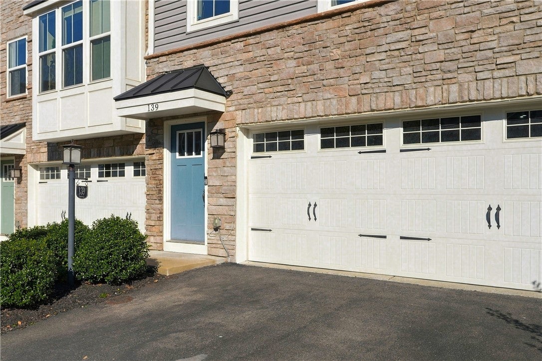 139 Curtis Ct