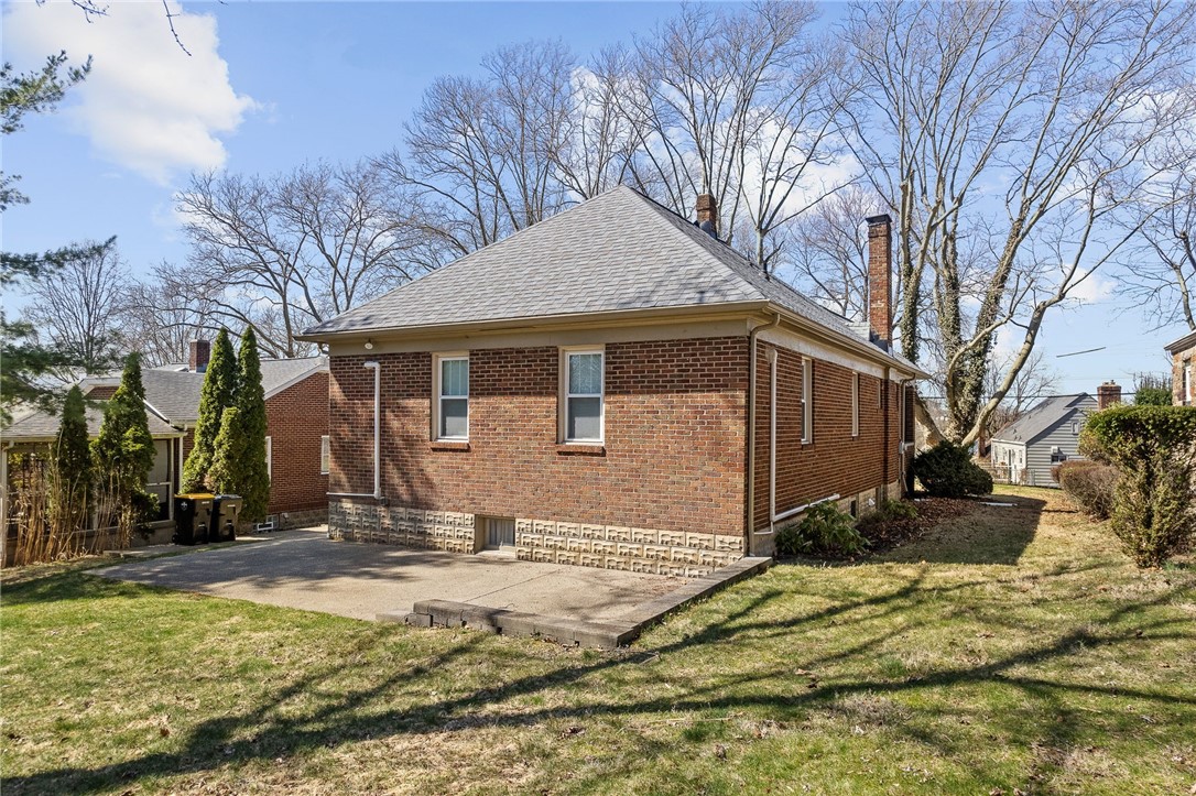 2401 Sylvania Dr Dr, Bethel Park, Pennsylvania image 34
