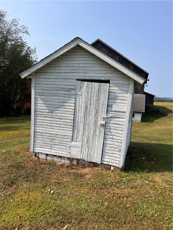Loyalhanna, Pennsylvania 15681, United States, 4 Bedrooms Bedrooms, ,5 BathroomsBathrooms,Residential,Active,246601