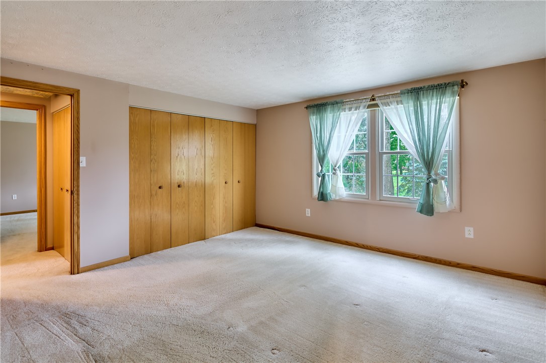 18 Giant Oak Dr, Baden, Pennsylvania image 16