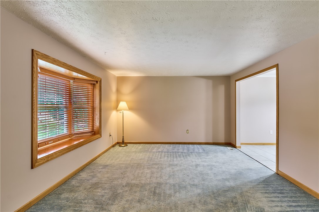 18 Giant Oak Dr, Baden, Pennsylvania image 7