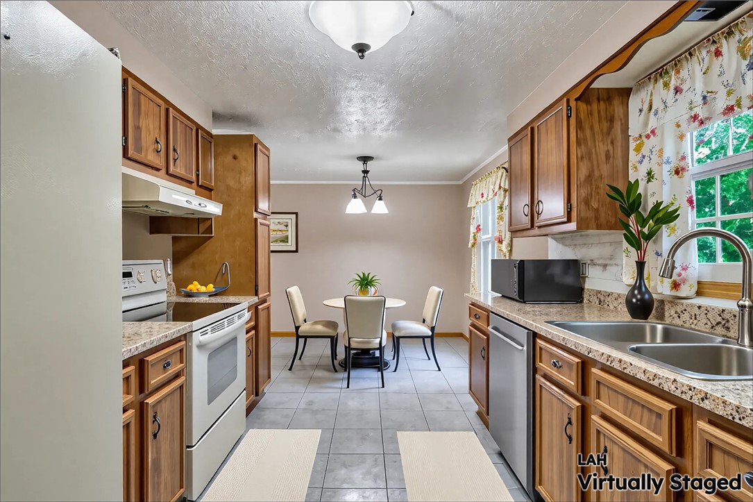 18 Giant Oak Dr, Baden, Pennsylvania image 11