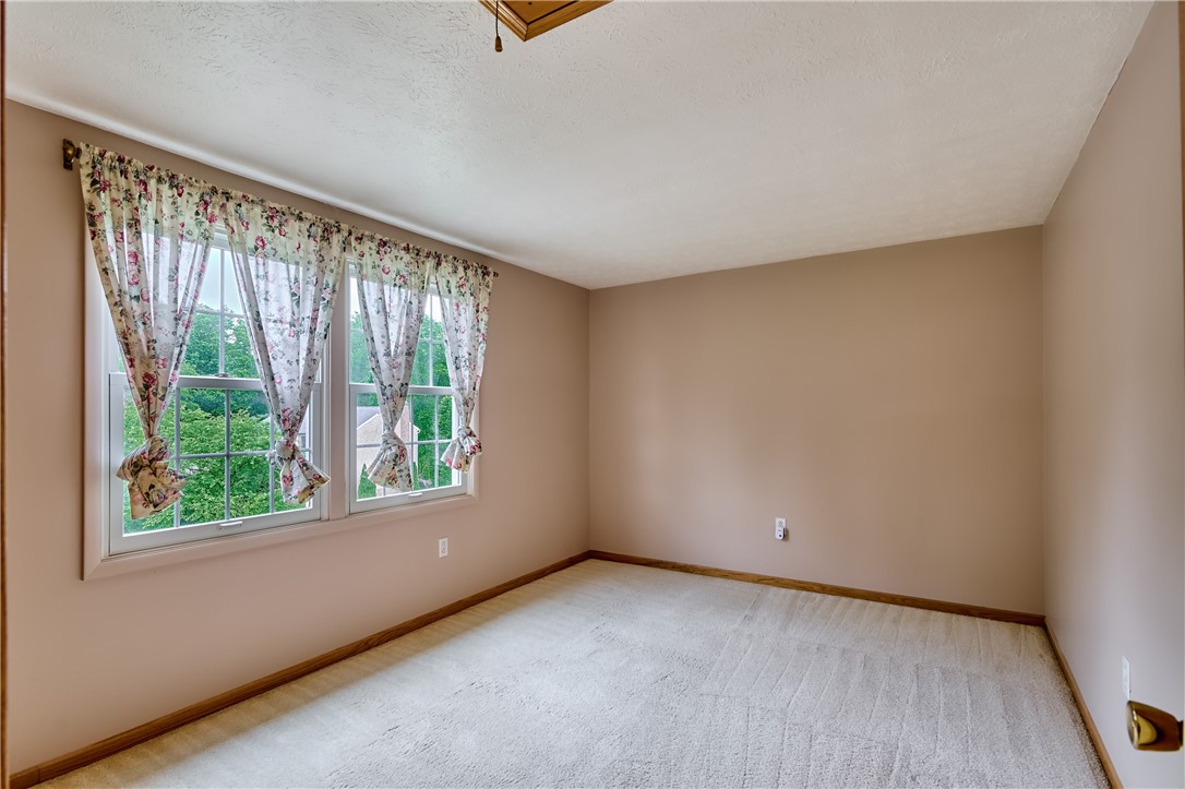 18 Giant Oak Dr, Baden, Pennsylvania image 22