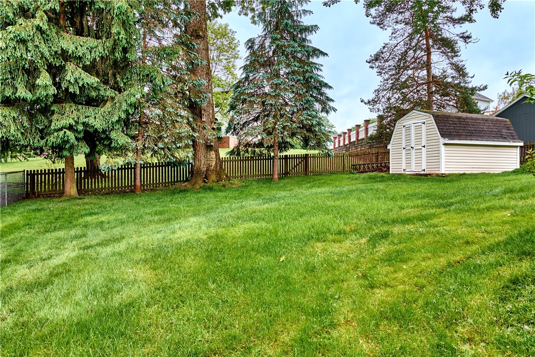 18 Giant Oak Dr, Baden, Pennsylvania image 2