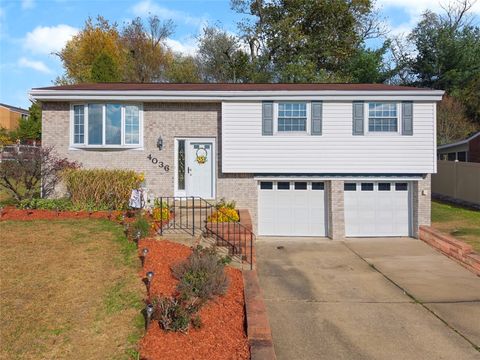 Photo of 4036 Crabapple Ln, Mckees Rocks, PA 15136 (MLS # 1729273)