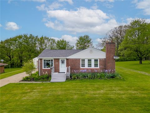 330 Lunn Blvd Farrell PA 16121