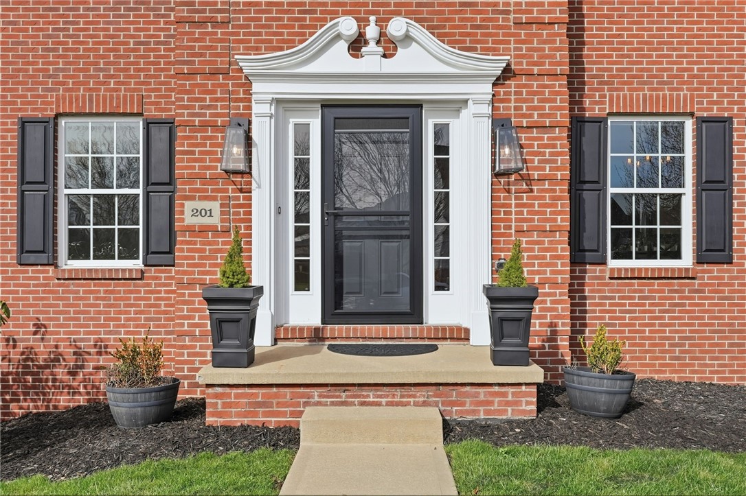 201 Cobblestone Drive