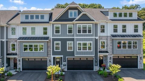 Photo of 114 Rainier Ln, Wexford, PA 15090 (MLS # 1724600)