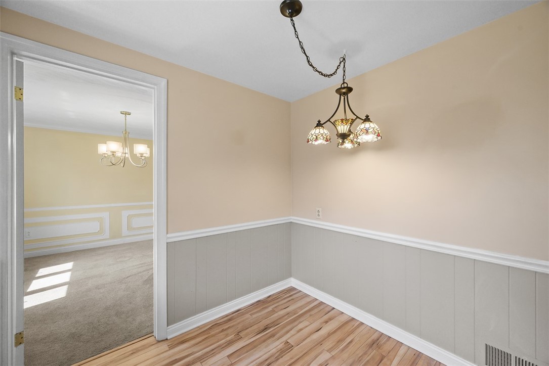 1375 Snee Drive Dr, South Park, Pennsylvania image 13