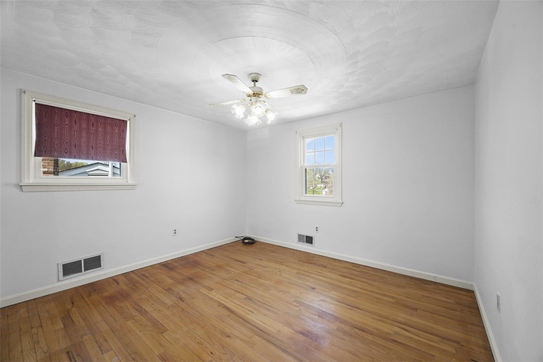 1375 Snee Drive Dr, South Park, Pennsylvania image 27