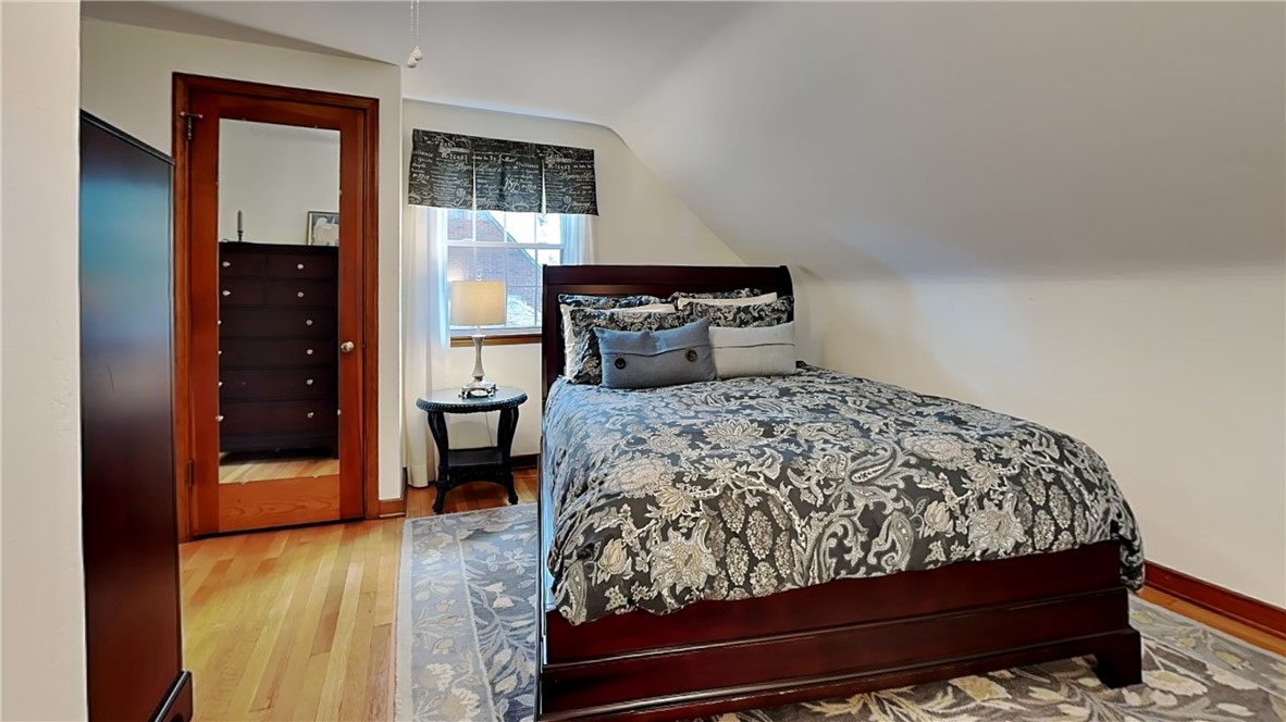 Ross Twp, Pennsylvania 15229, United States, 3 Bedrooms Bedrooms, ,2 BathroomsBathrooms,Residential,Contingent,154853