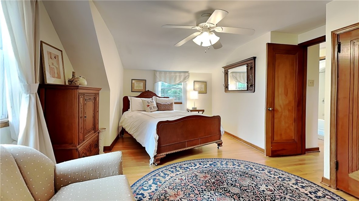 Ross Twp, Pennsylvania 15229, United States, 3 Bedrooms Bedrooms, ,2 BathroomsBathrooms,Residential,Contingent,154853