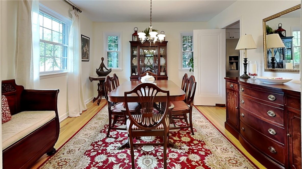 Ross Twp, Pennsylvania 15229, United States, 3 Bedrooms Bedrooms, ,2 BathroomsBathrooms,Residential,Contingent,154853