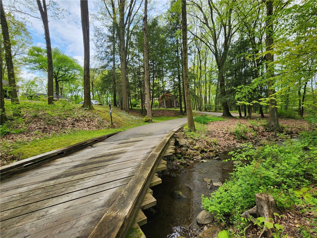 Neshannock Twp, Pennsylvania 16105, United States, 5 Bedrooms Bedrooms, ,3 BathroomsBathrooms,Residential,Active,31558