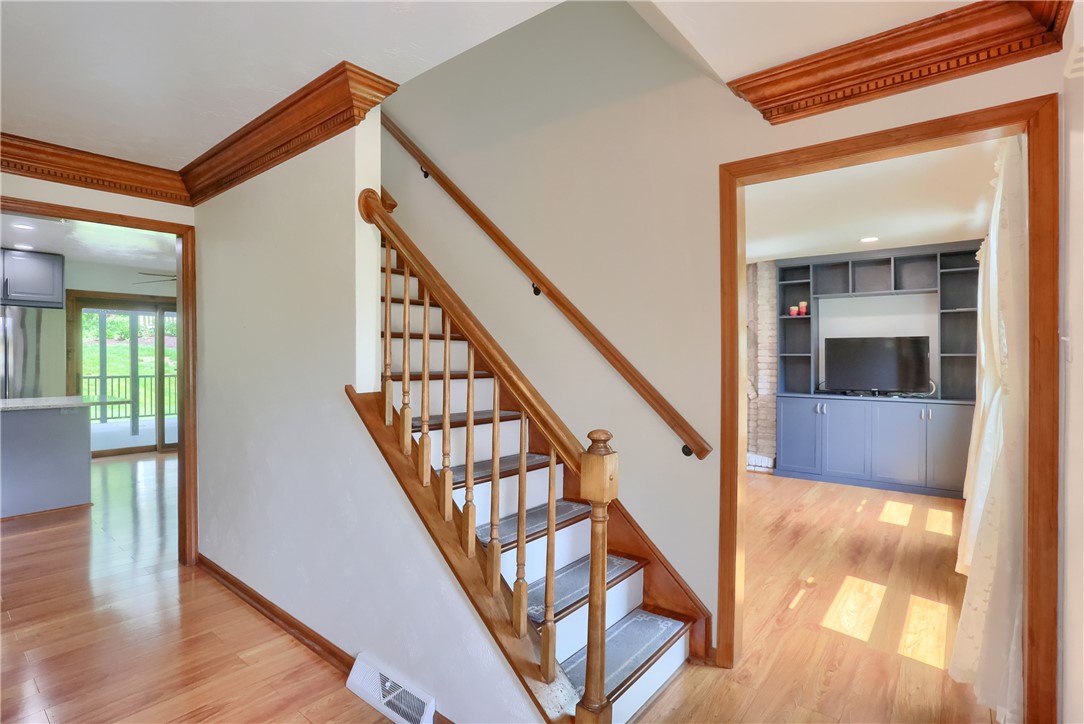 2525 Country Side Lane