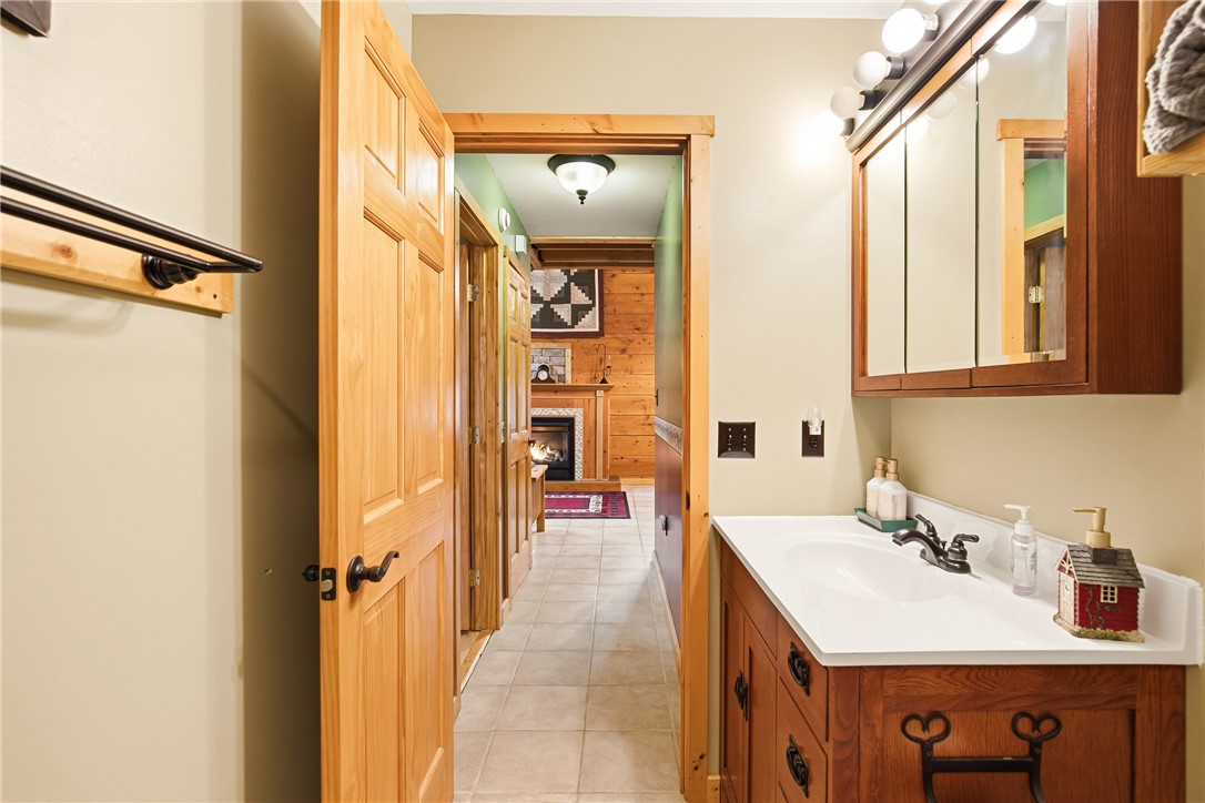 Other, Pennsylvania 15545, United States, 2 Bedrooms Bedrooms, ,3 BathroomsBathrooms,Residential,Active,253958