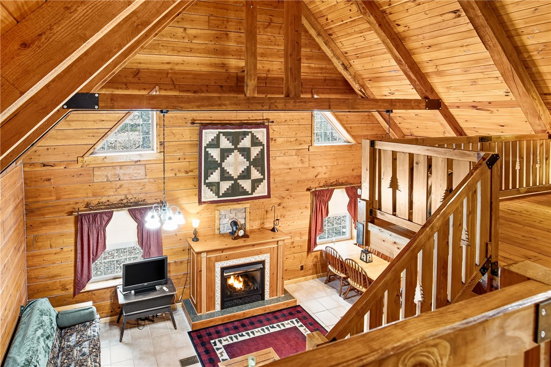 Other, Pennsylvania 15545, United States, 2 Bedrooms Bedrooms, ,3 BathroomsBathrooms,Residential,Active,253958